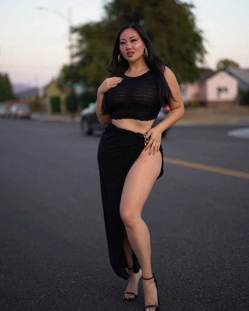 Thiccasianbaddie